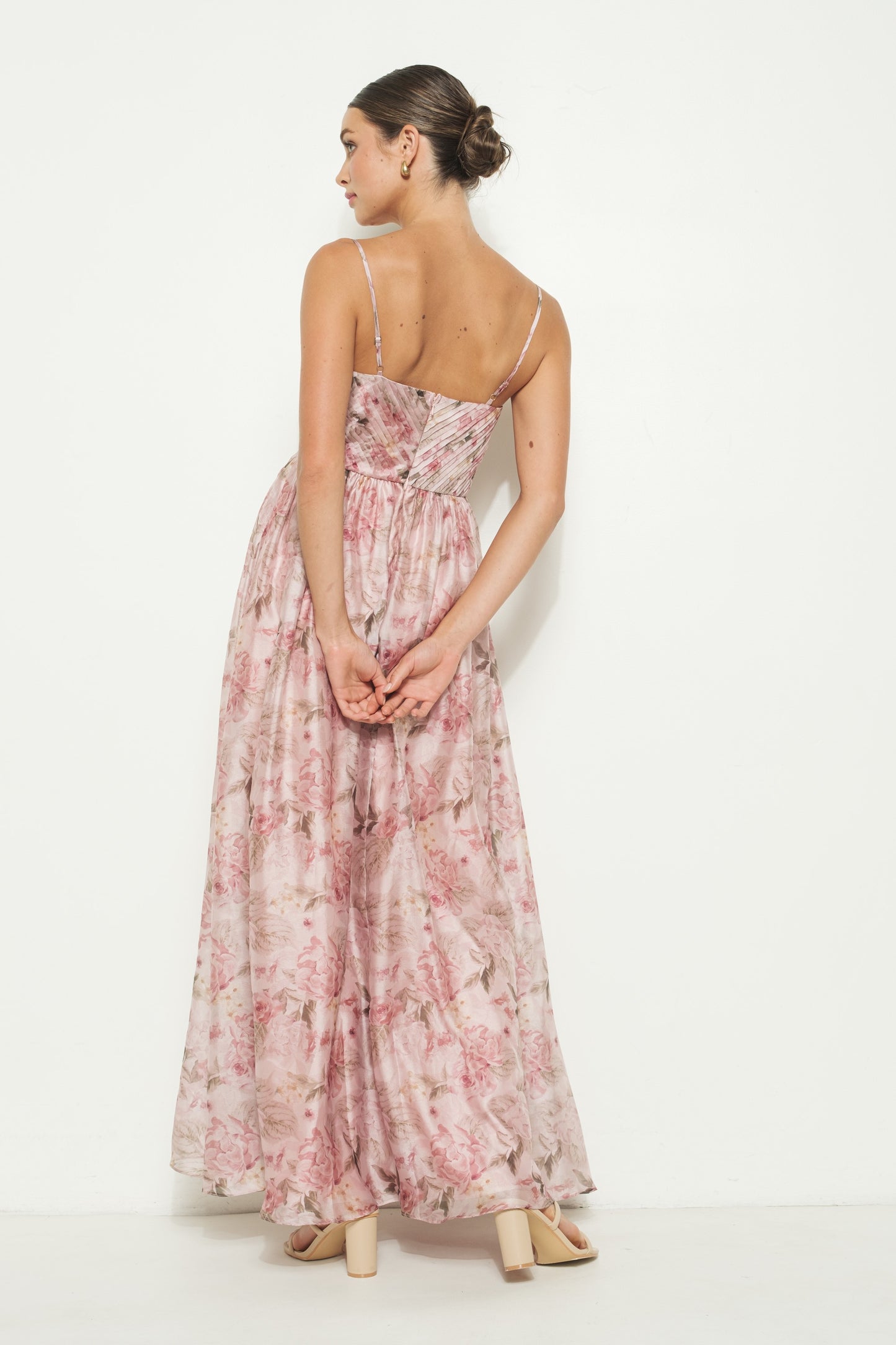 Dahlia Blossom Sleeveless Maxi Dress