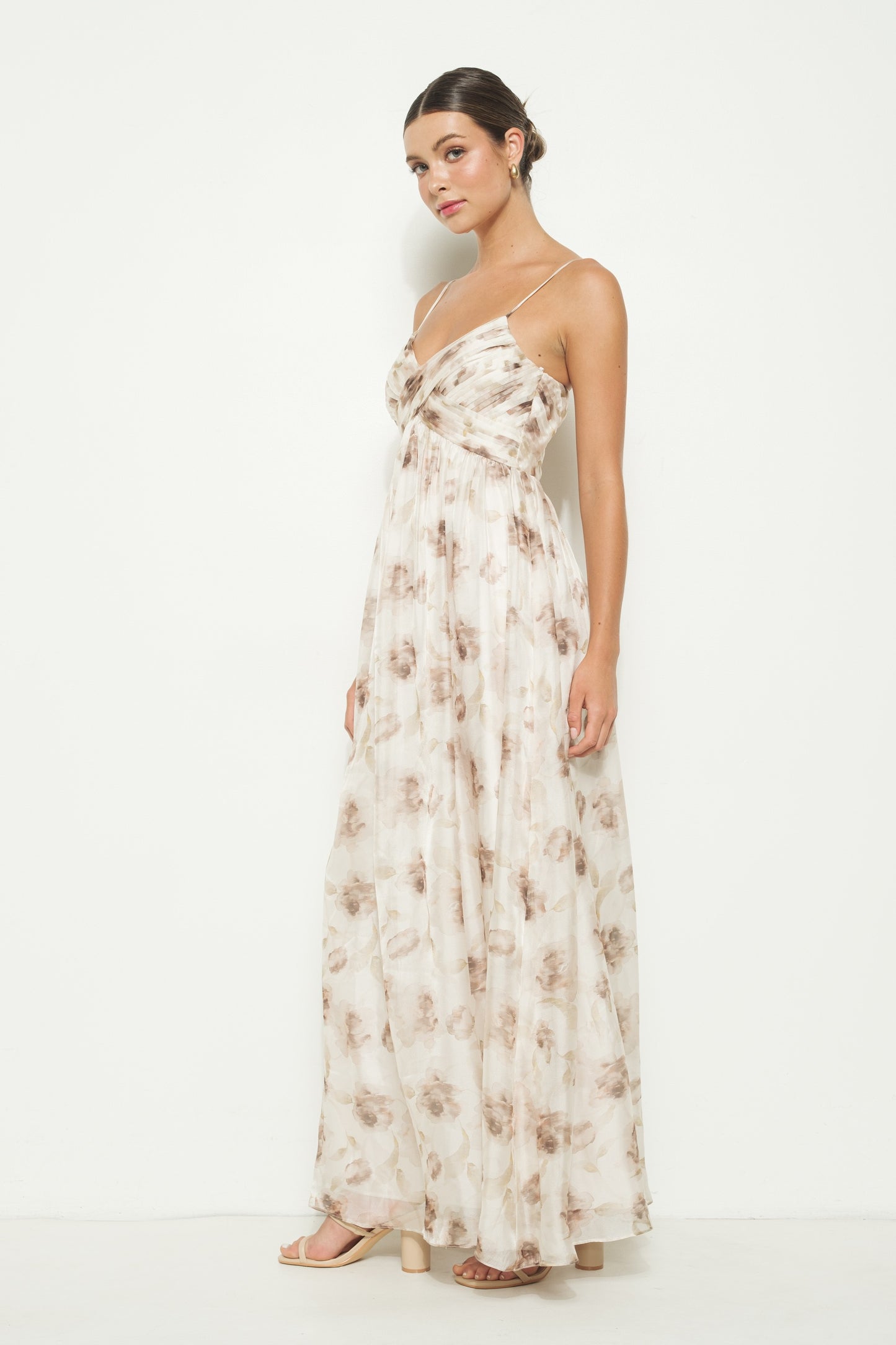 Dahlia Blossom Sleeveless Maxi Dress - Taupe