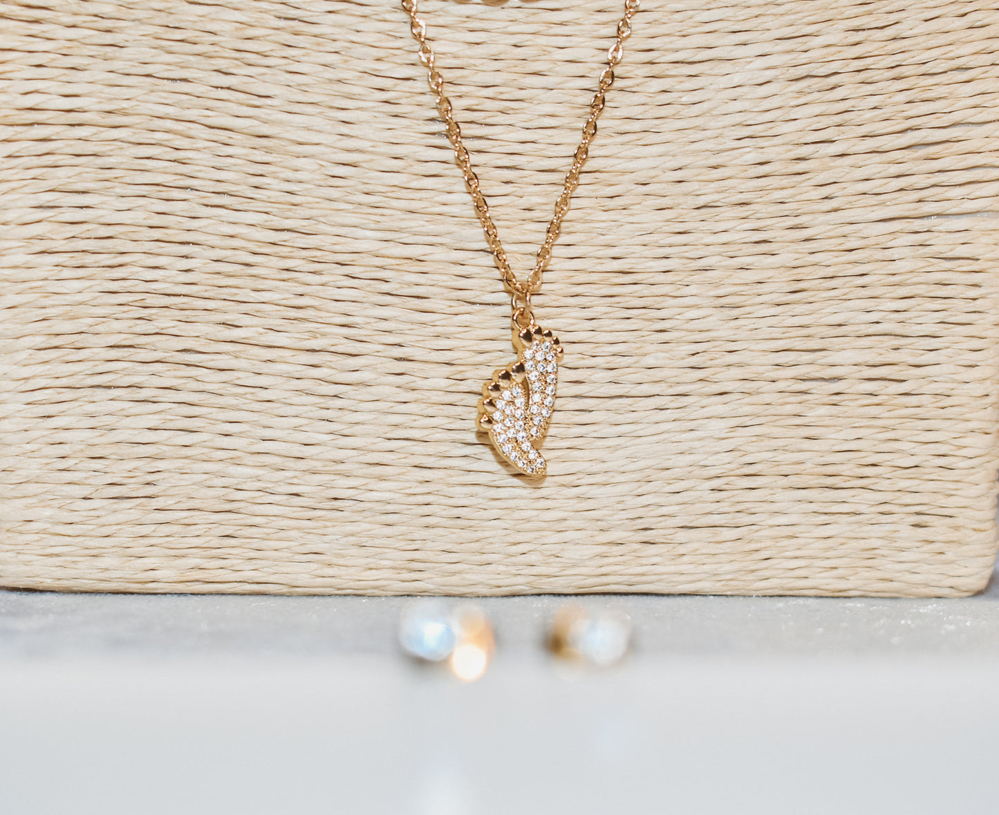 Baby footprints necklace set